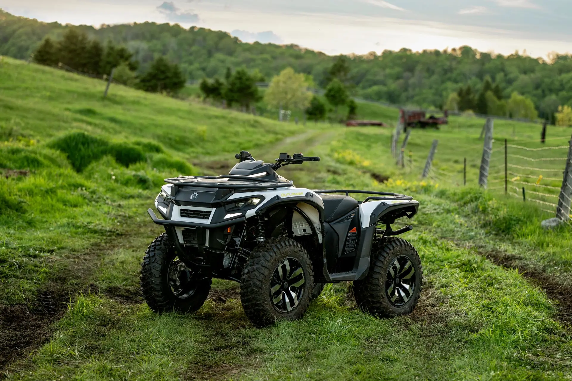 Can-Am Outlander Electric