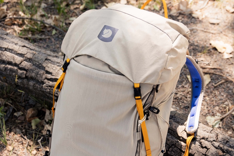 鹿角　端材 約25kg 015※ Fjallraven Kajka X-Lätt 45: Lightest Wood Frame Pack We've Seen