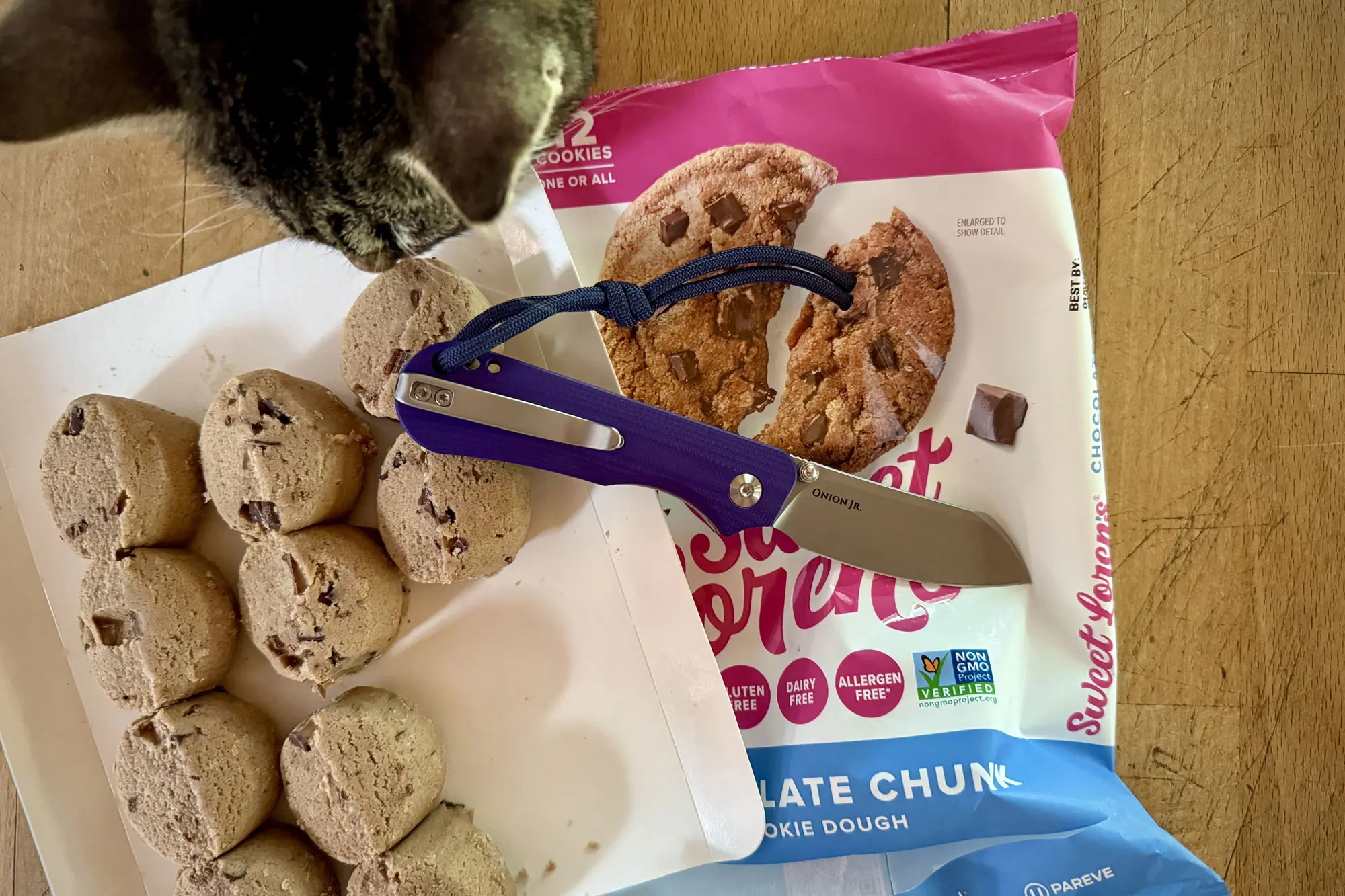 civivi crabby knife on the floor