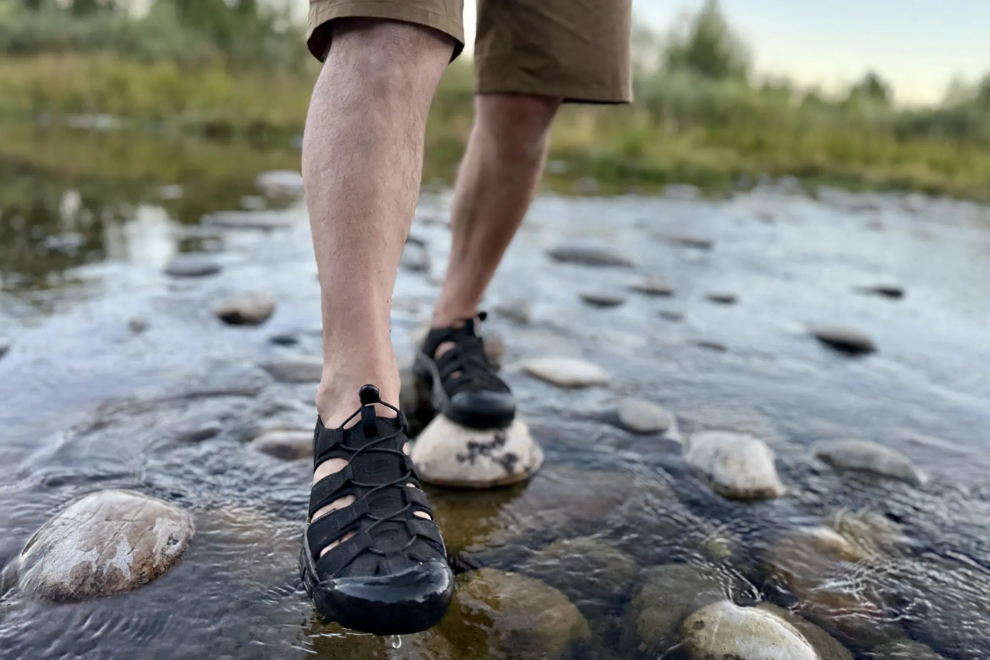 wearing keen newport h2 on water