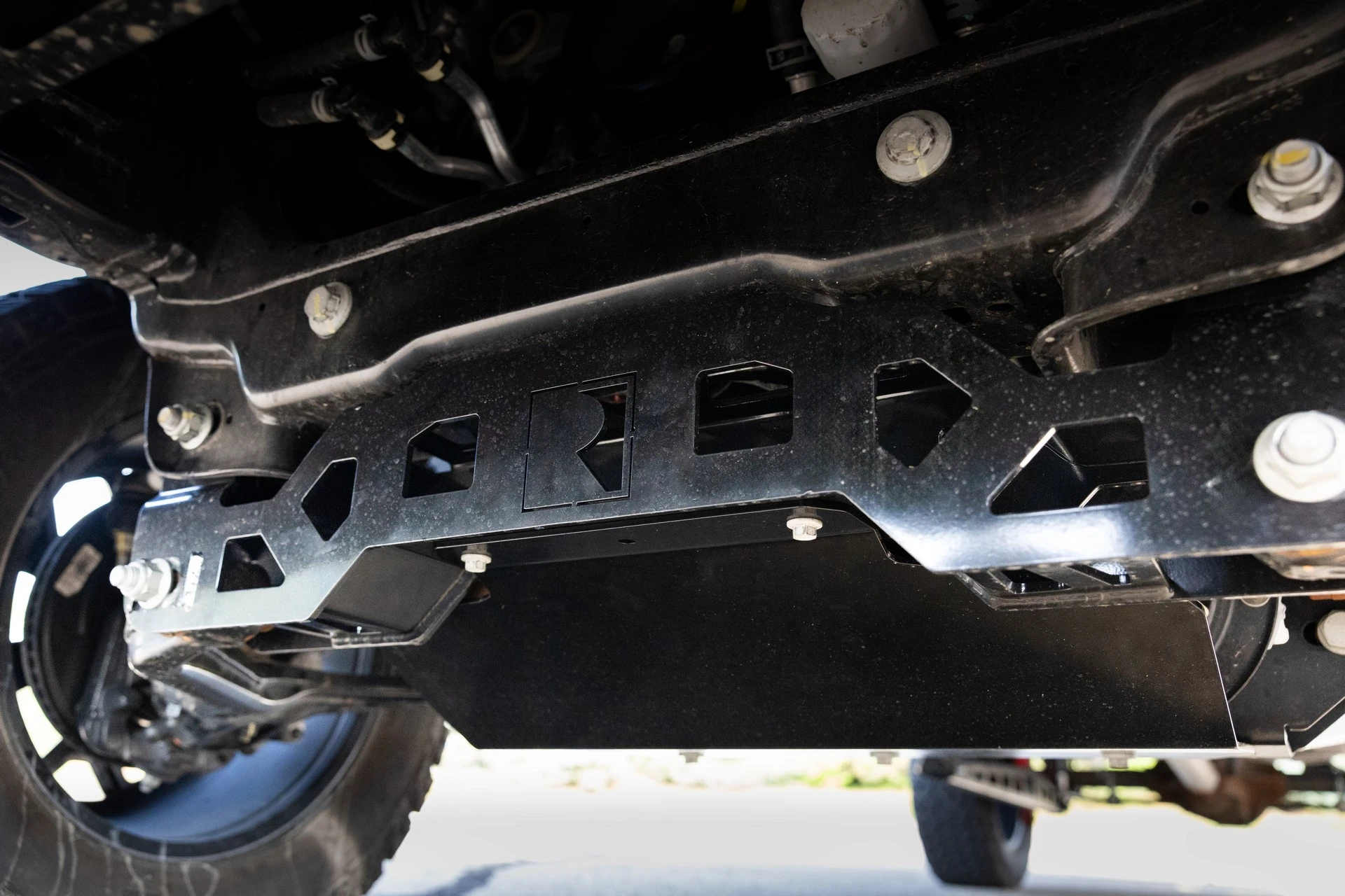 Roush RT6 F-150 Offers Big Lift and Loads of Style | GearJunkie, image size:1920x1280