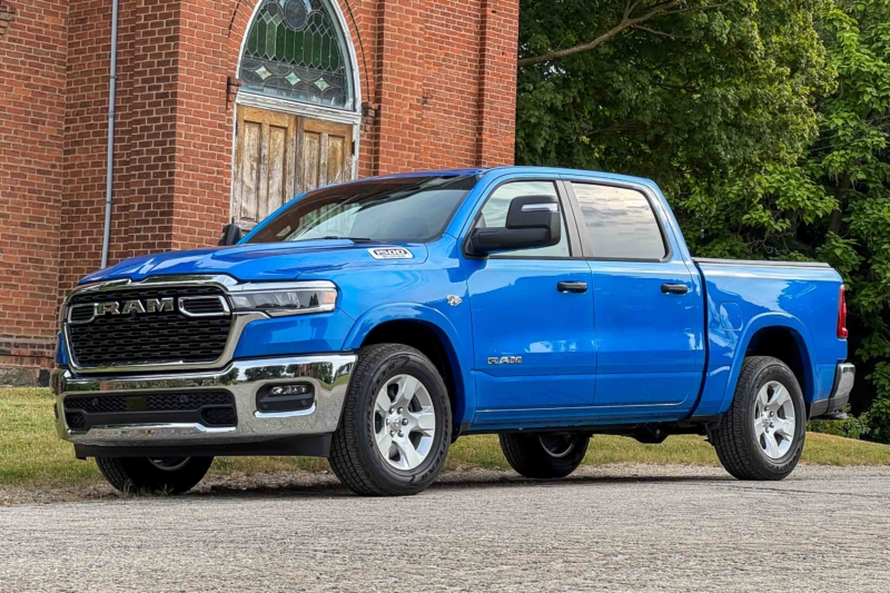 2026 Ram 1500 HEMI