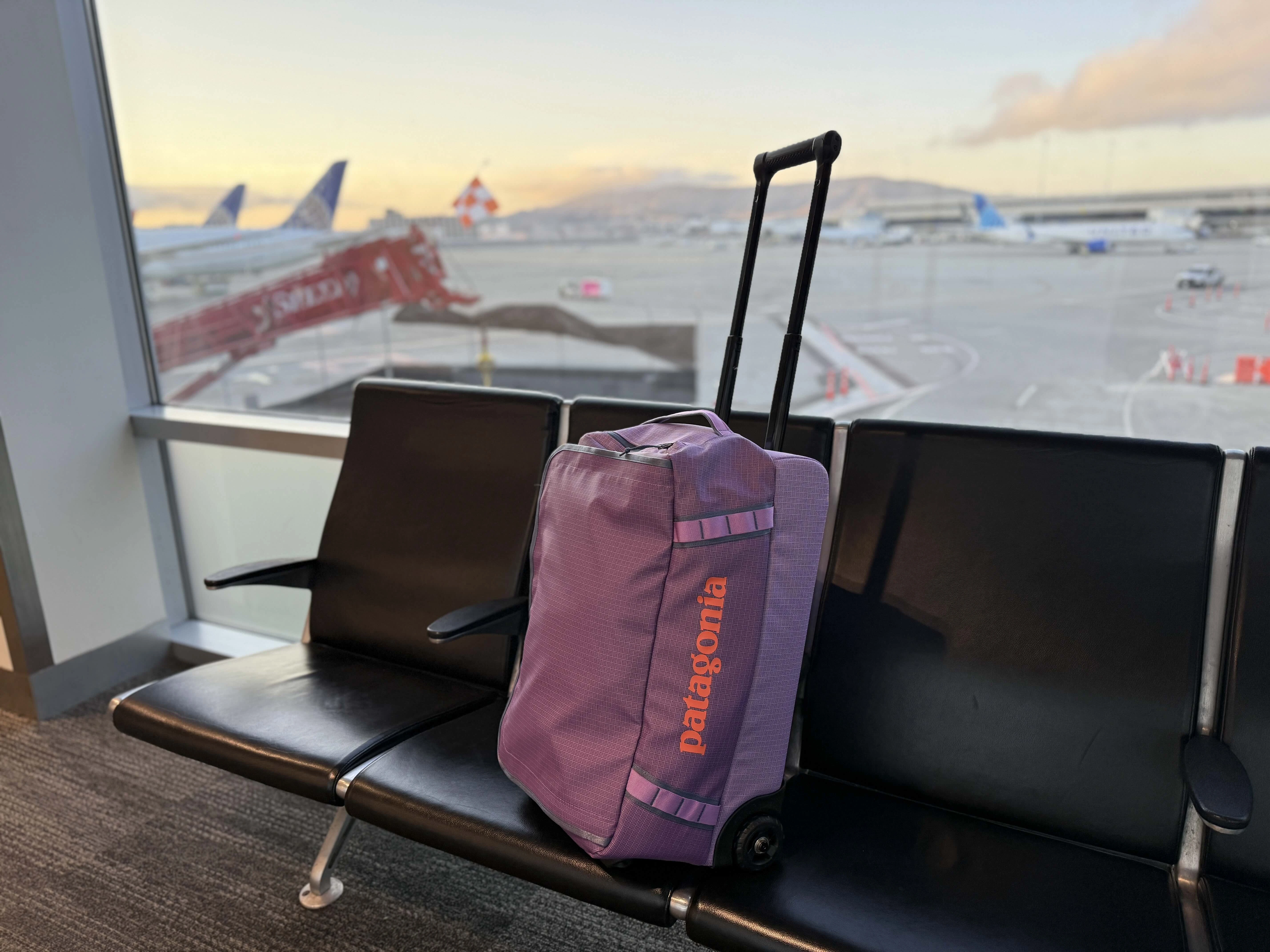 Built for Transpacific Flights and Japan’s Bullet Trains: Patagonia Black Hole Wheeled Duffel 40L Review
