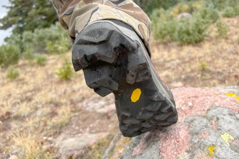 La Sportiva Aequilibrium GTX Hike outsole