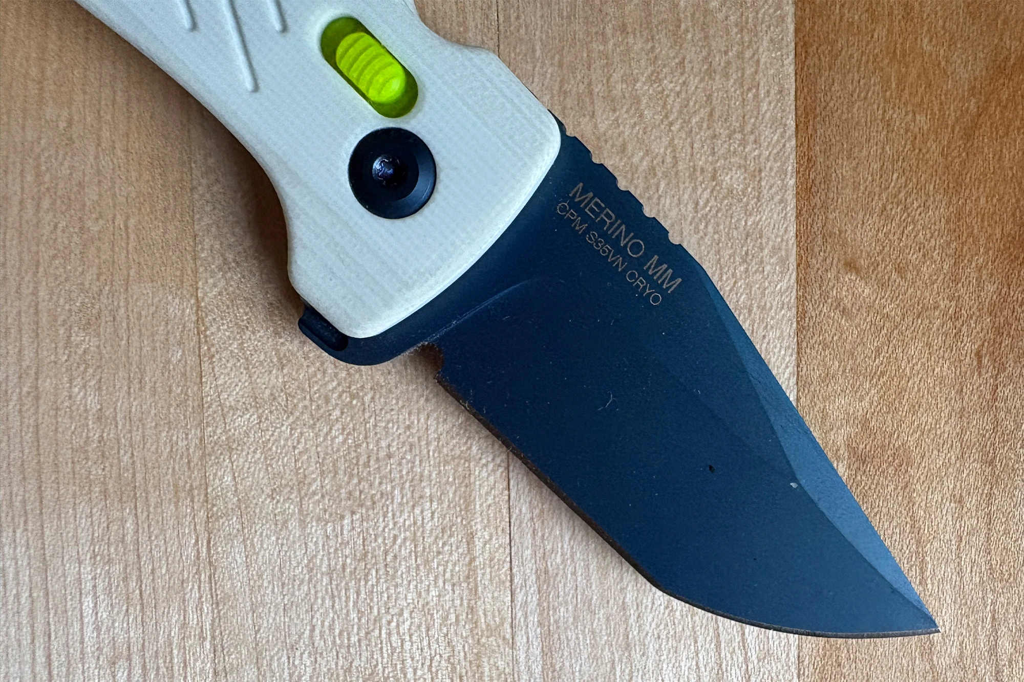 Flyweight EDC Earns Extra Style Points: Pepperwool Merino MM Review