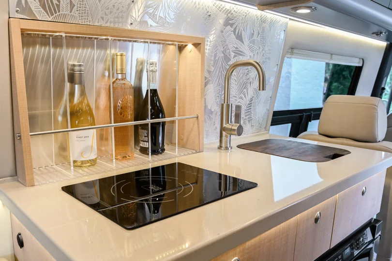 Tommy-Bahama-Airstream-Collaboration-Page-GalleryInterior-Gallery-6