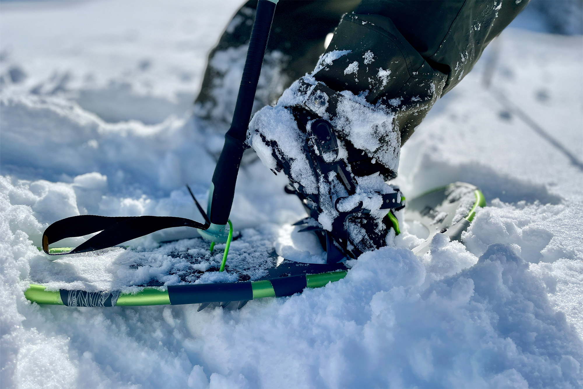 Tubbs Mountaineer covered with snow during a step
