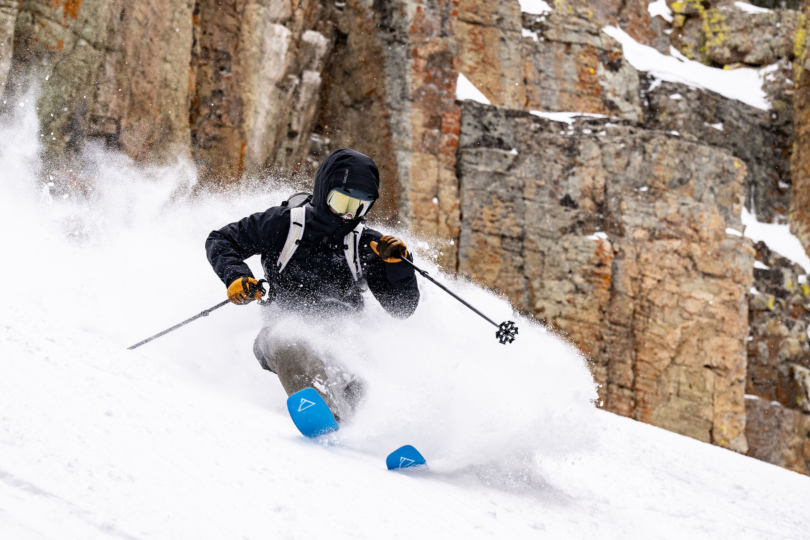 Renoun pro ski membership program