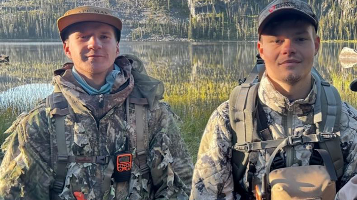 Missing hunters colorado massive search