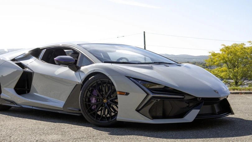 2025 Lamborghini Revuelto