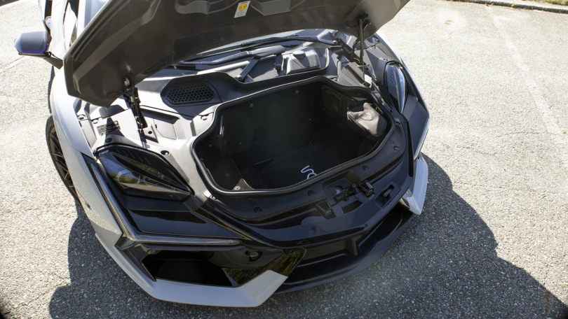 2025 Lamborghini Revuelto