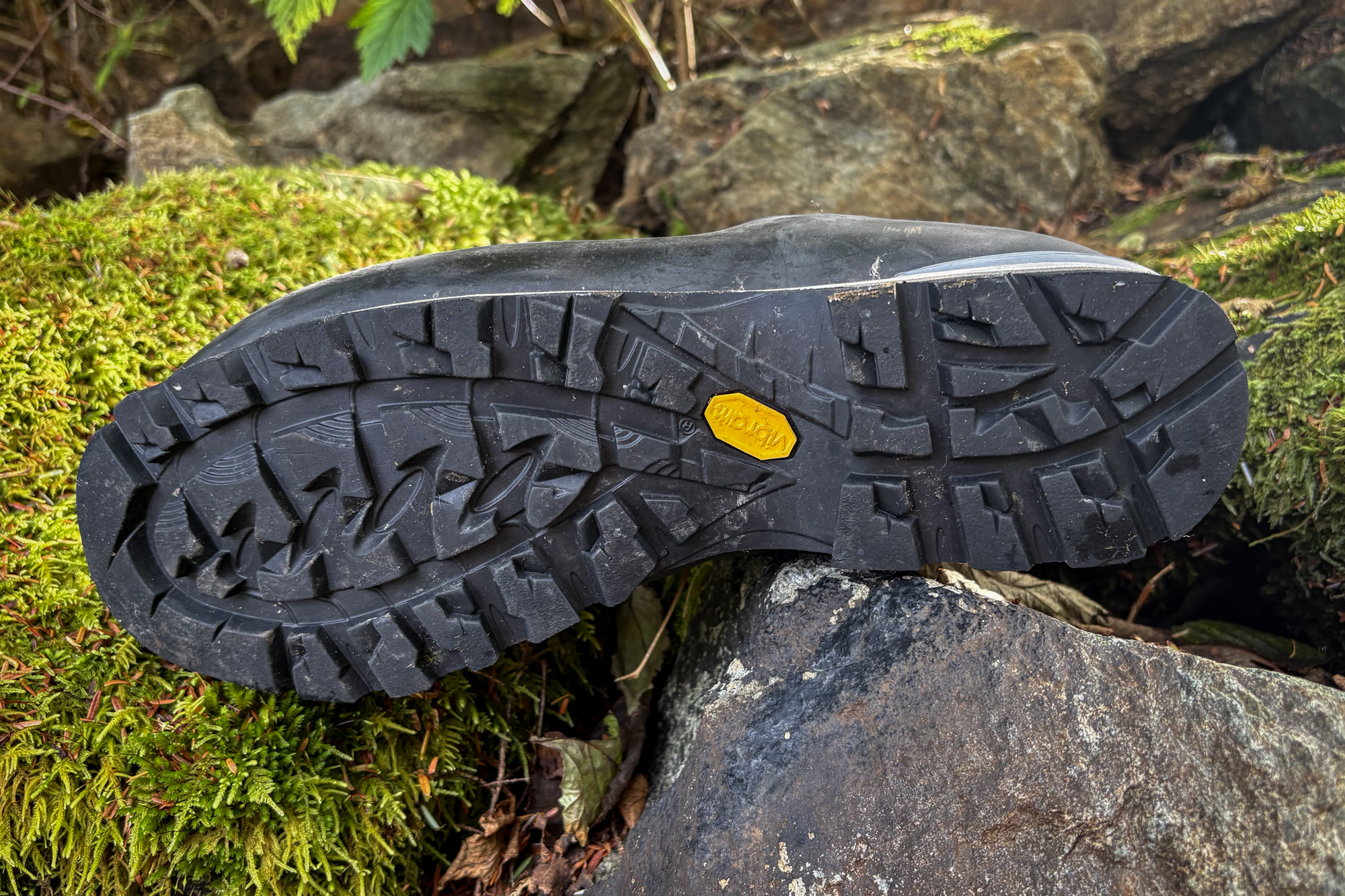 Meindl Air Revolution Alpine Pro 200 tread