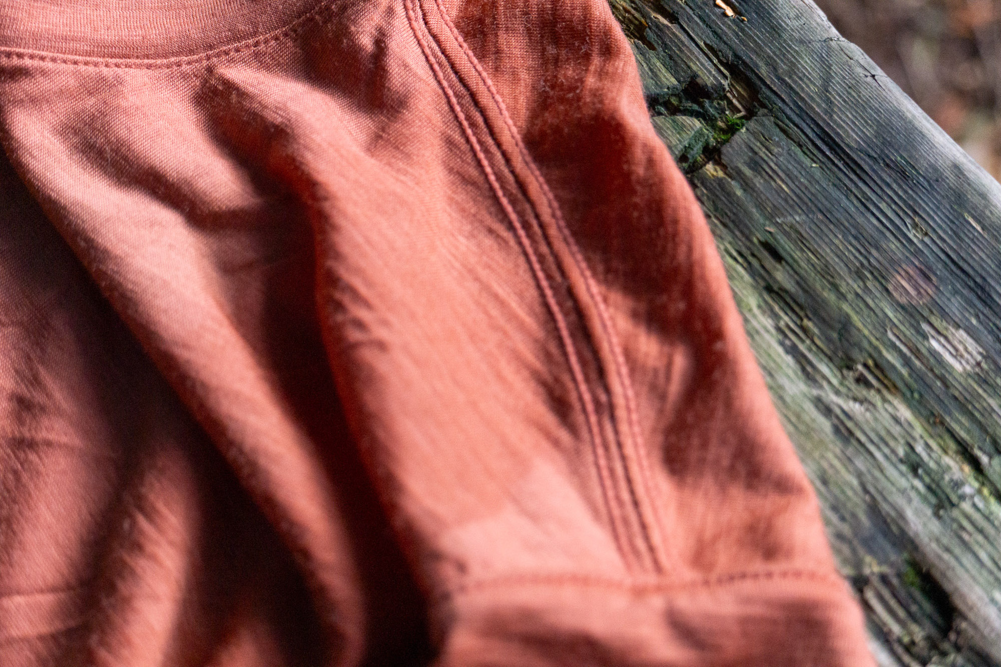 the shoulders of the tee shirt with the saddle stitch highlighted