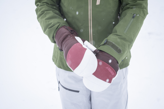 Senior Editor Morgan Tilton testing Swany mittens at Crested Butte Mountain Resort; (photo/Eric Phillips)