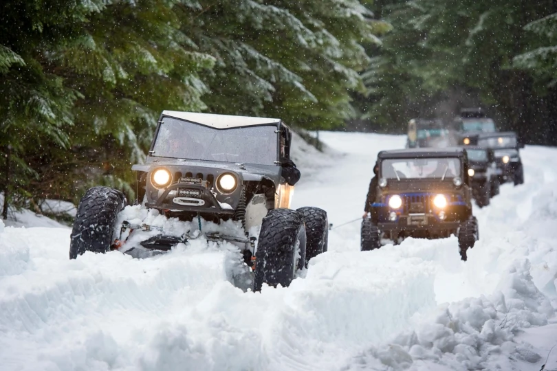 snow wheeling