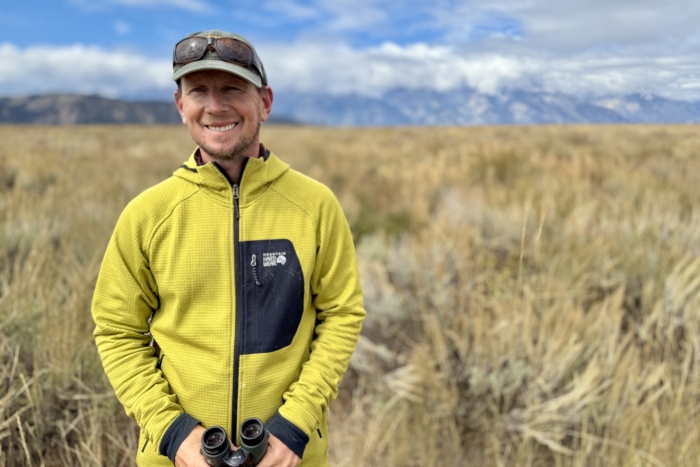 Man wearing the Mountain Hardwear Polartec Power Grid Full Zip