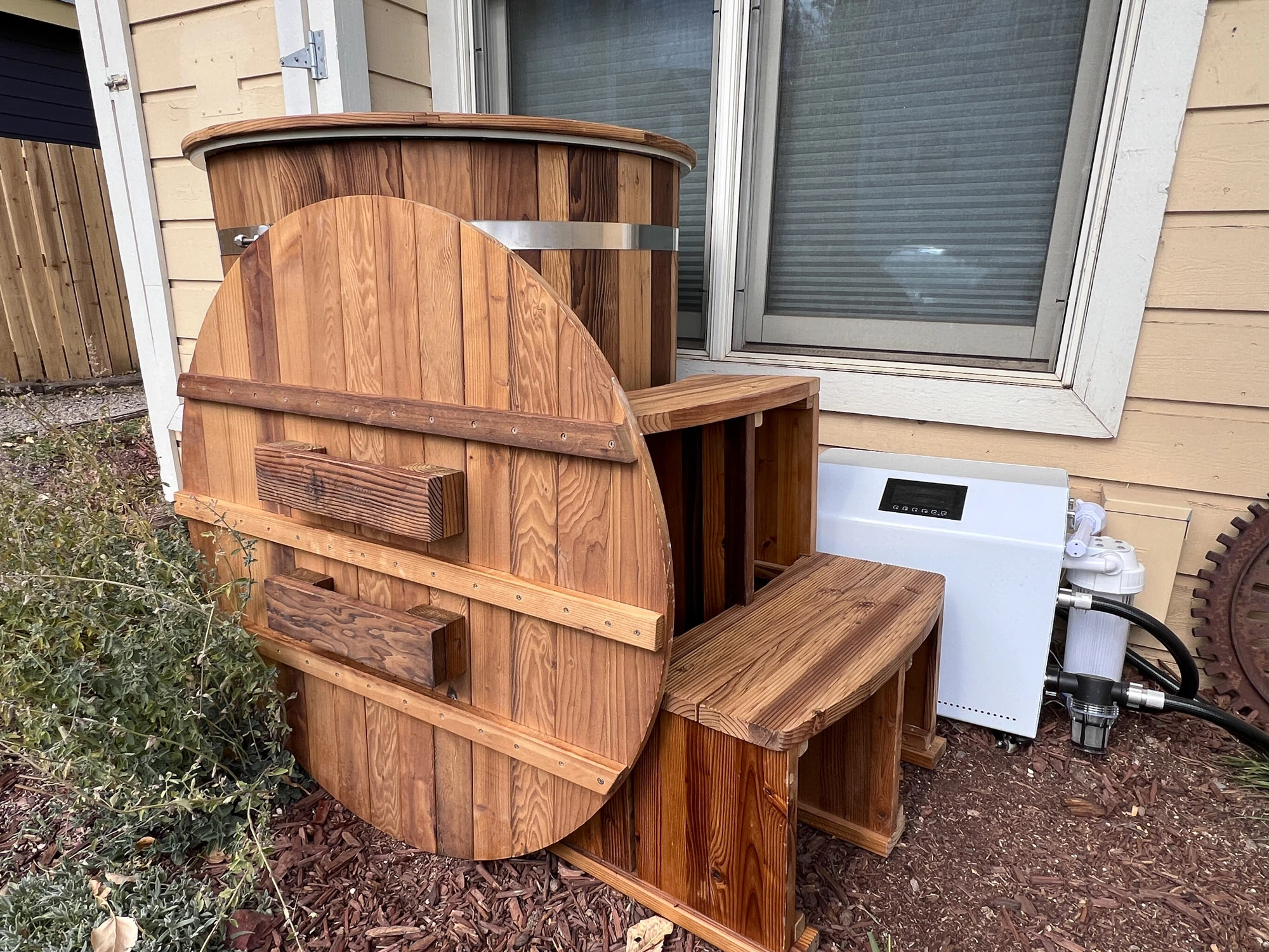 Artisan Backyard Therapy at a Reasonable Price: Redwood Outdoors Alaskan Cold Plunge Tub Review