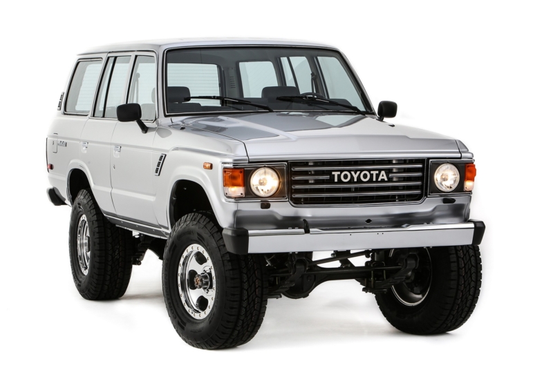 Classic Style, Modern Power, Stick Shift: Toyota ‘Trail Cruiser’ 2025 SEMA Build