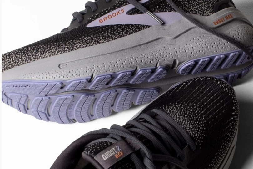 Brooks Ghost Max 2 Running Shoes in Gray/Purple