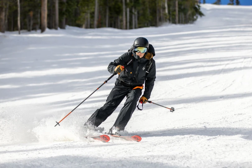 Skiing downhill at speed in the Maestrale RS boots
