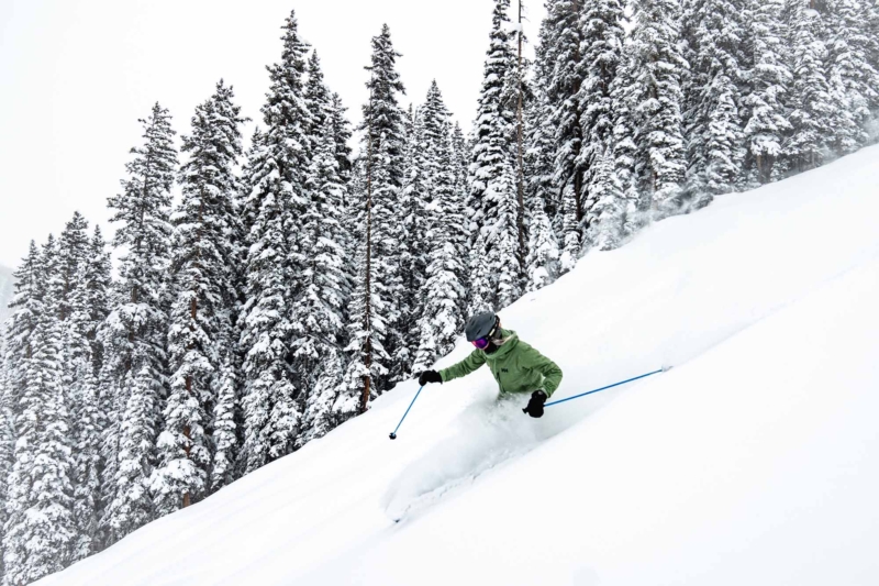 Vail Resorts Discounts Lift Tickets Up to 30% If You ‘Plan a Month Ahead’