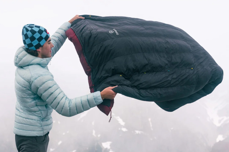 Gold-Infused, Ultrasonic Duck Plumes: Zenbivy Ultralight Sleep System Promises Warmth & Water Resistance