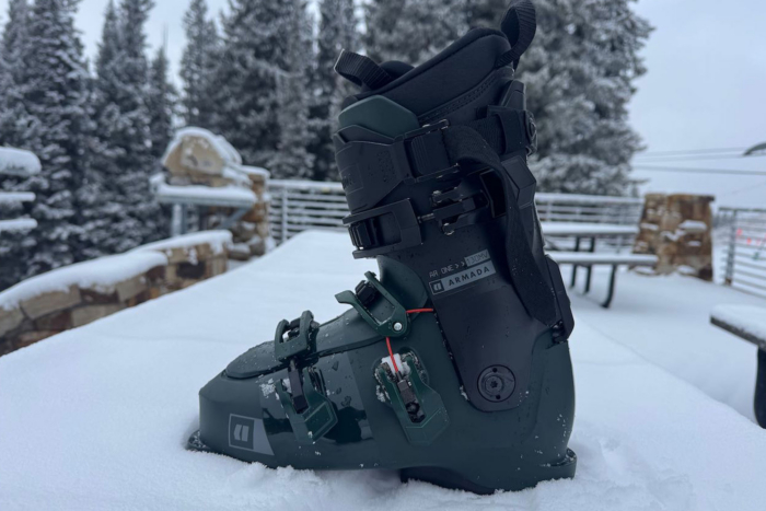 armada AR ONE ski boot