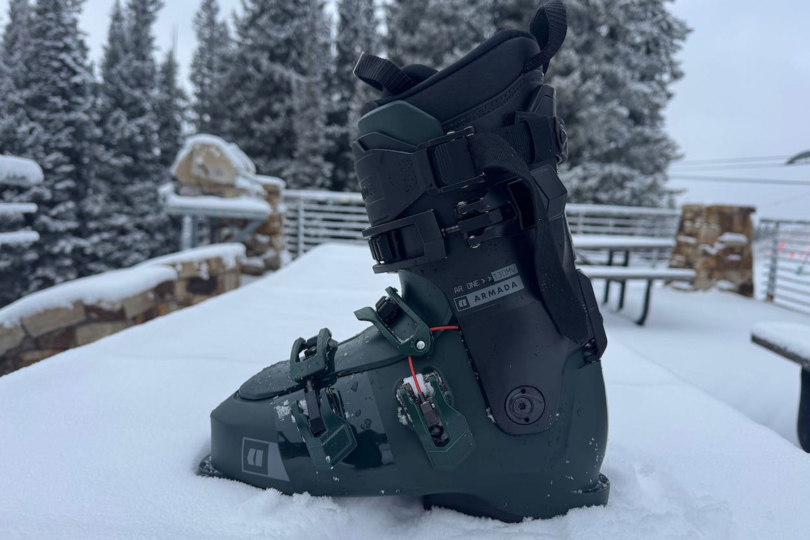 armada AR ONE ski boot