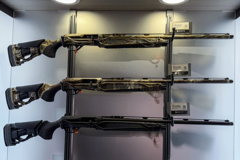 Beretta AX800 Suprema