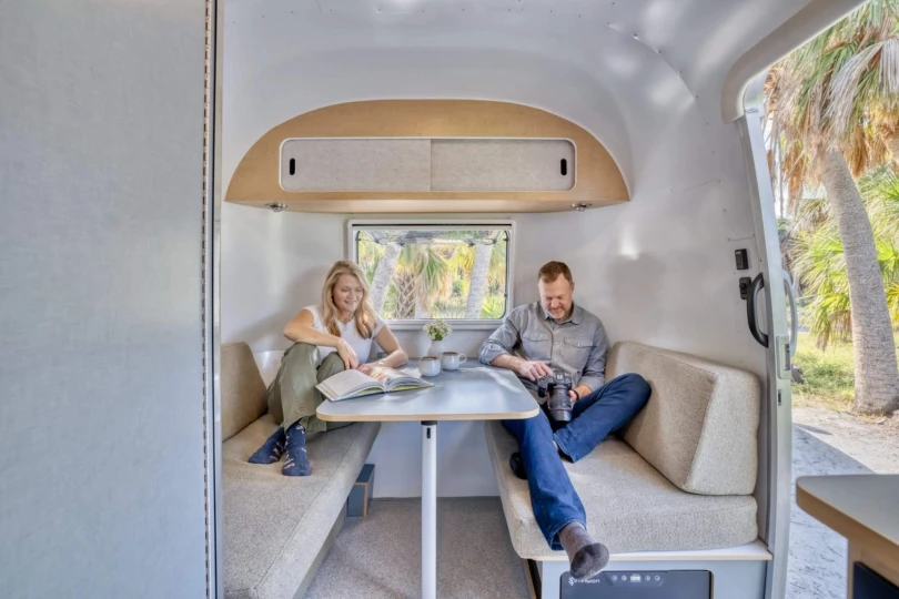Airstream World Traveler 22RB