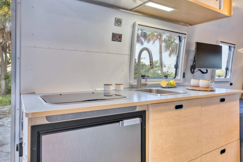 Airstream World Traveler 22RB