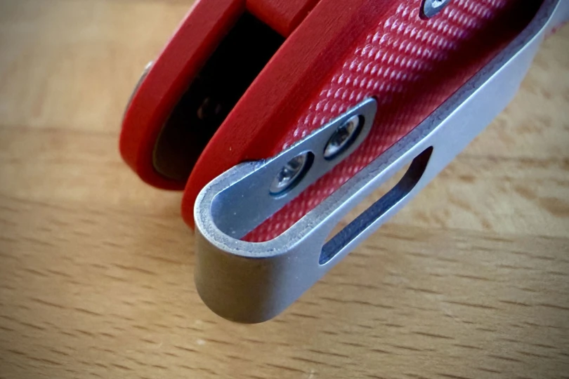 knafs yuti pocket clip