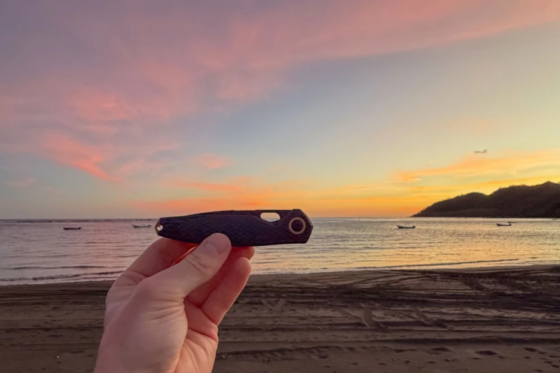 GiantMouse ACE REO Black and Brass at the beach