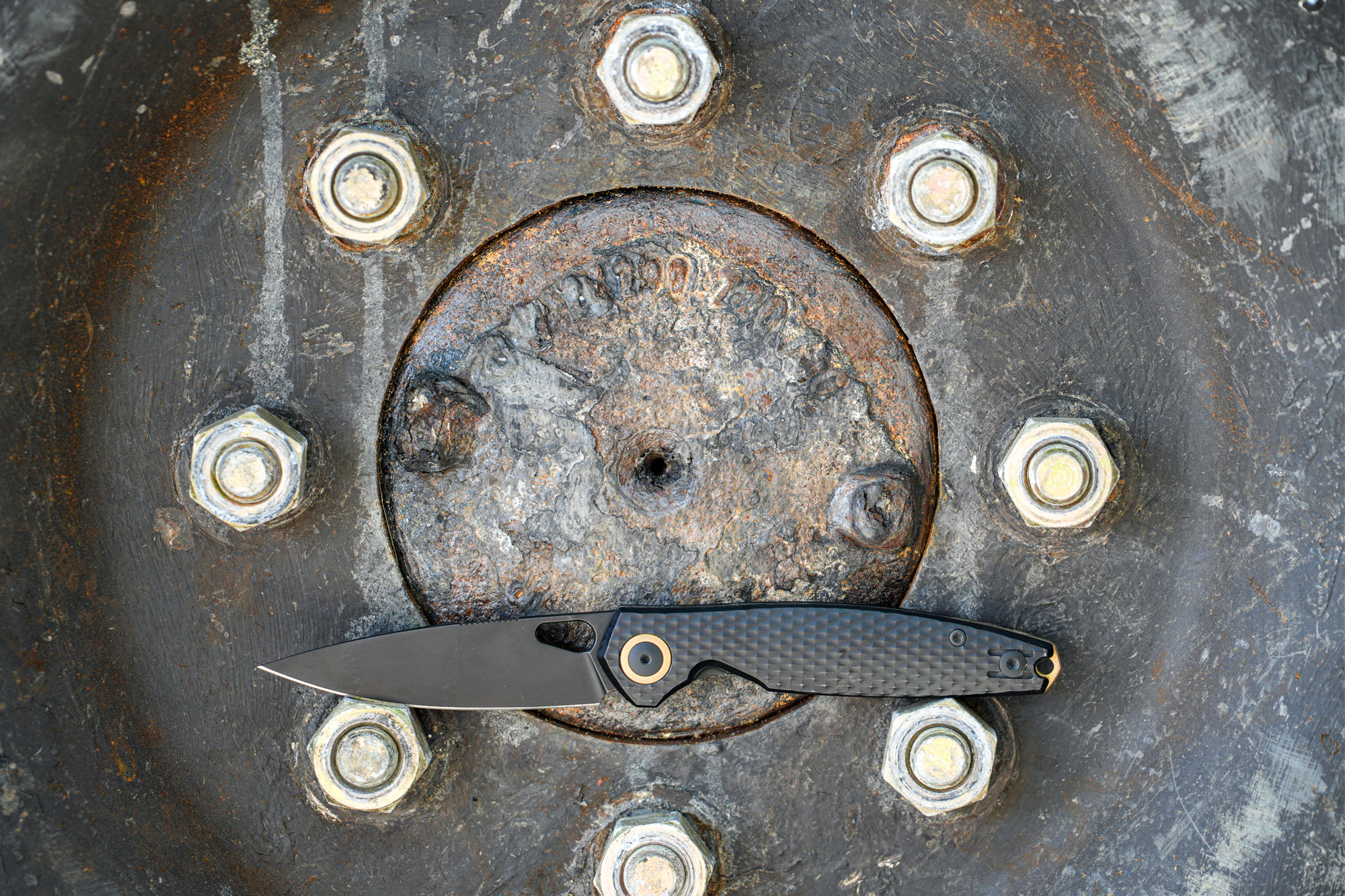 GiantMouse ACE REO Black and Brass knife open