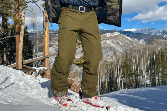 Powderverse ski pants showing leg movement and fit while skiing