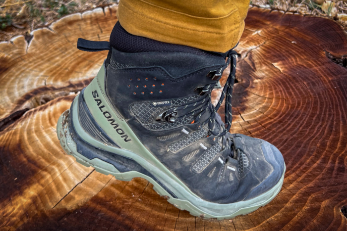 Salomon Quest 5 hiking boot