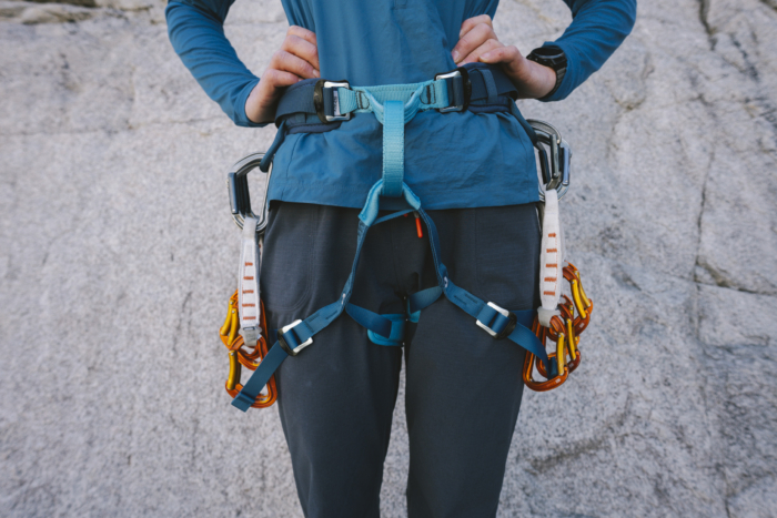 Testing the Petzl Corax; (photo/Miya Tsudome)