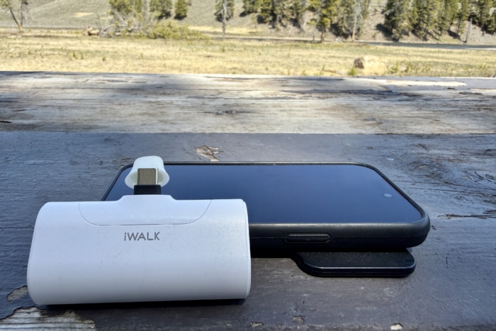 iWalk Power Bank Charging a phone
