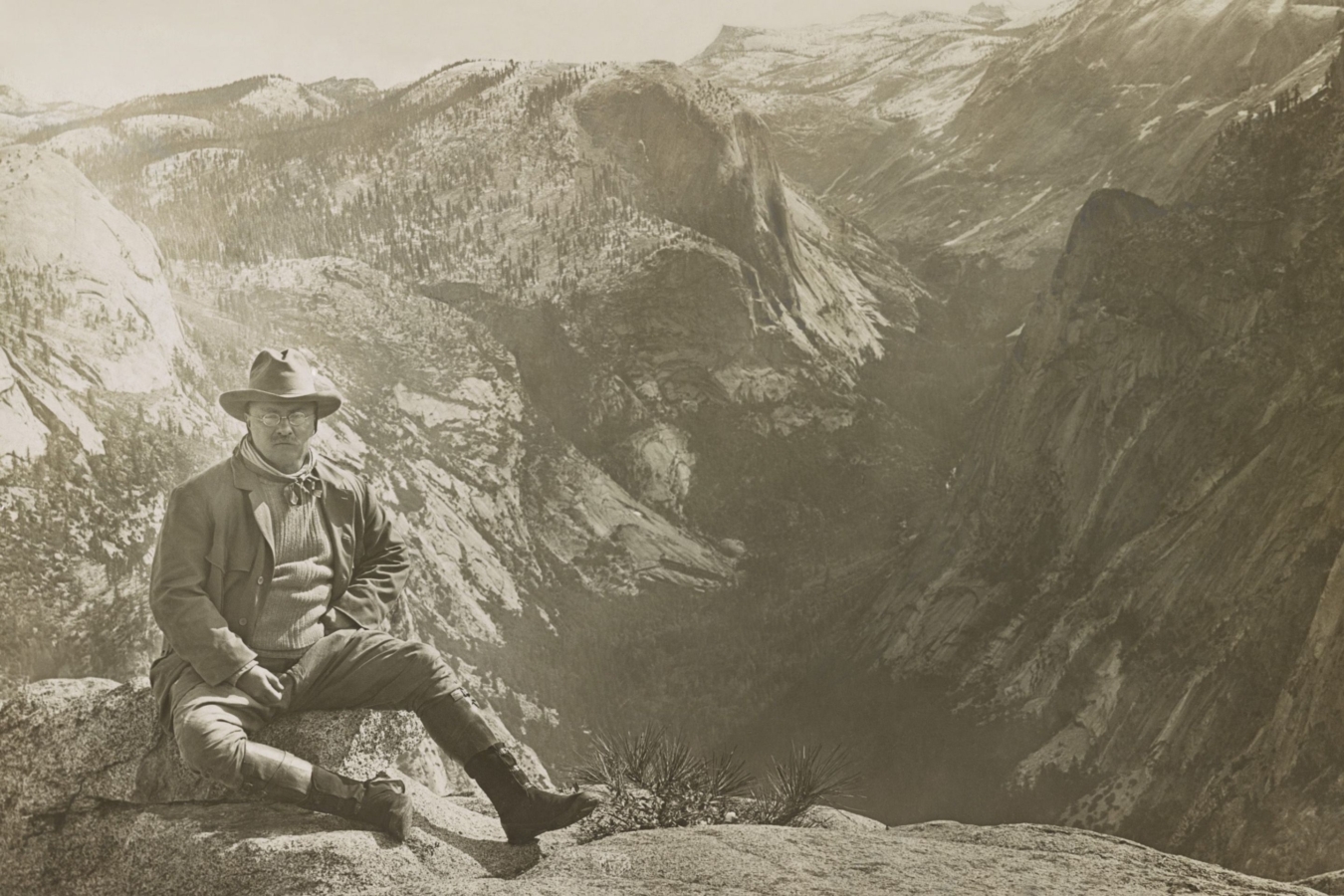 black and white photo with theodore roosevelt