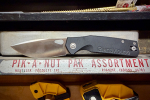 Open GiantMouse Zoobie knife showing the full blade and black handle