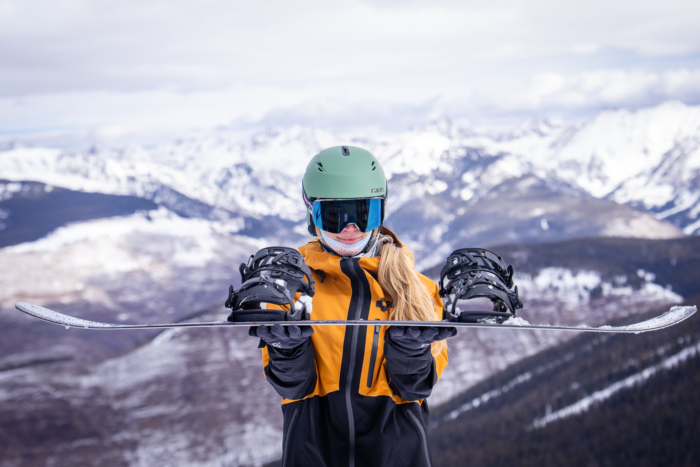 side profile of snowboard