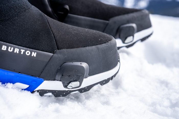 toe clip in on snowboard boot