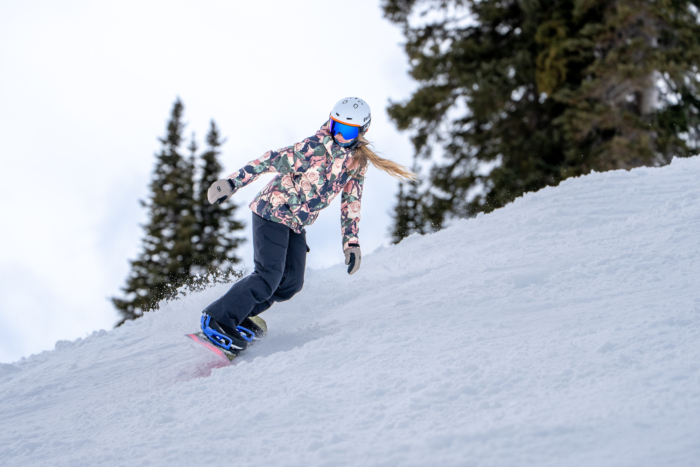 Burton Step On Lexa X EST being ridden