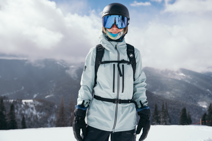 skier wearing Mammut Nirvana 18