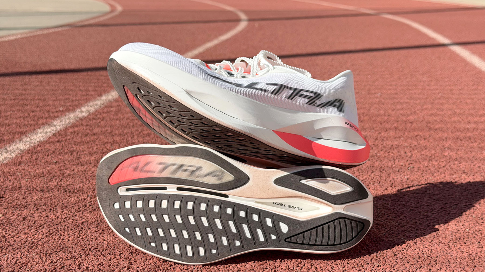 Altra Vanish Carbon 3 on track