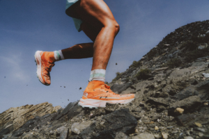 The-North-Face-Offtrail-Ultra-on-rock
