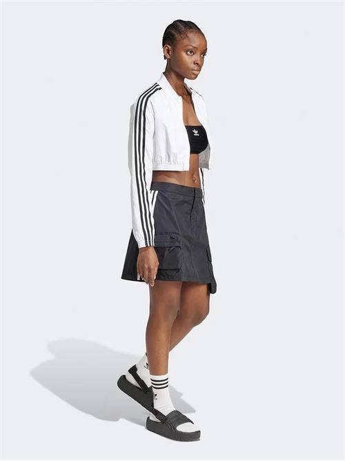 GONNA ADIDAS | JJ3087UNI