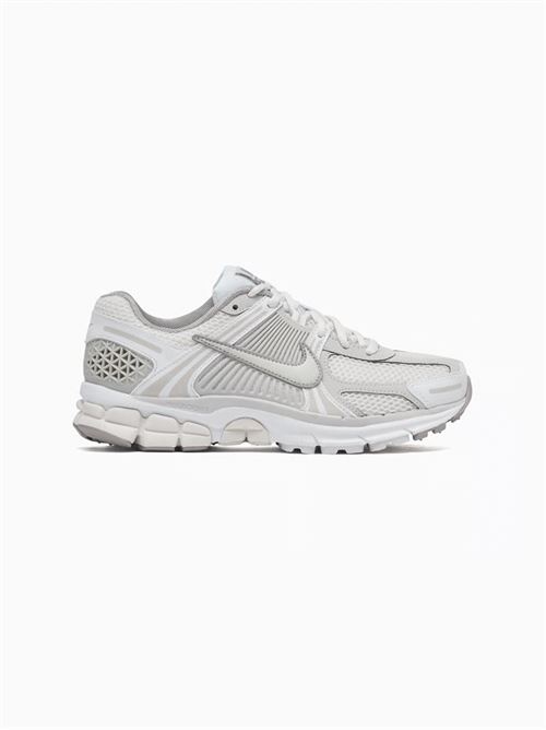 W NIKE ZOOM VOMERO 5 NIKE | FJ2028107
