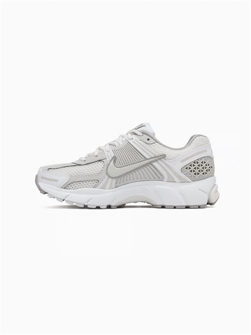 W NIKE ZOOM VOMERO 5 NIKE | FJ2028107