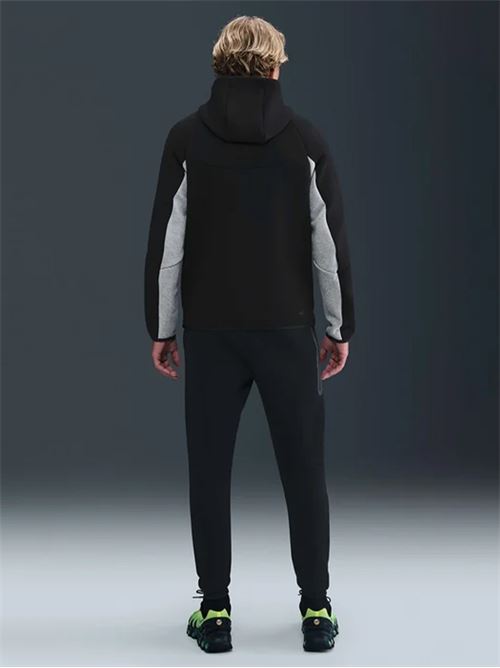 PANT TECH NIKE | HV0959011